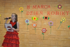 Dzień Kobiet w Zespole Szkolno-Przedszkolnym - Książ Wielki 2017 - miechowski.pl
