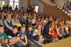 Dzień Kobiet w Zespole Szkolno-Przedszkolnym - Książ Wielki 2017 - miechowski.pl