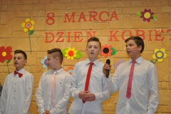 Dzień Kobiet w Zespole Szkolno-Przedszkolnym - Książ Wielki 2017 - miechowski.pl
