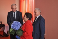 Inauguracja Małopolskiego Uniwersytetu Seniora w Kozłowie - podziękowania przewodniczącej RG Teresy Florek - miechowski.pl - fot. K. Capiga