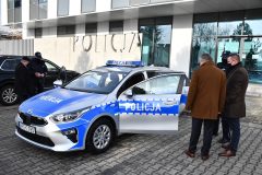 2020-12-31-nowy-radiowoz-KPP-Miechow-04
