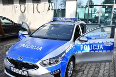 2020-12-31-nowy-radiowoz-KPP-Miechow-06