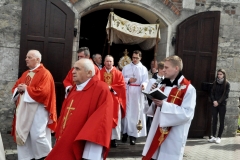 Odpust Parafialny w Książu Wielkim - procesja - kapłani - fot. Krzysztof Capiga - miechowski.pl