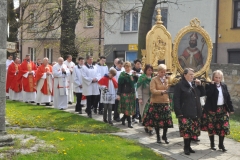 Odpust Parafialny w Książu Wielkim - procesja - fot. Krzysztof Capiga - miechowski.pl