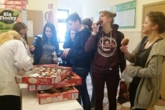 Wyślij Pączka do Afryki 2017 - akcja w miechowskim "Ekonomiku"