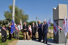Odsłonięcie pomnika w Swojczanach - miechowski.pl - fot. K. Capiga