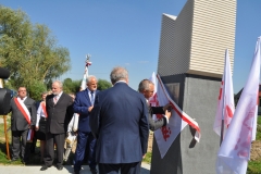 Odsłonięcie pomnika w Swojczanach - miechowski.pl - fot. K. Capiga
