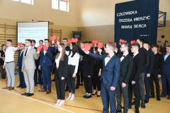 2022-04-29-Pozegnanie-absolwentow-Ekonomika-17