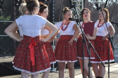 Przedstawicielki gminy Racławice na Dożynkach Powiatowych w Przybysławicach - miechowski.pl