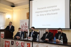 starostwo-Miechow-rezonans-dla-Szpitala-01