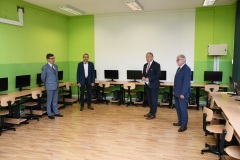 2021-09-01-rozpoczecie-roku-w-LO-Miechow-05