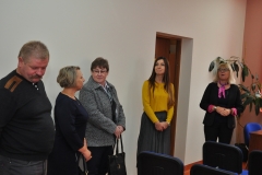 Samorządowcy ze Słaboszowa z wizytą w Bibliotece w Kozłowie - miechowski.pl - fot. K. Capiga