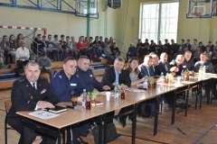Samorządowcy uczą młodzież samorządności - sesja RG Słaboszów w ZS Dziaduszyce - fot. K. Capiga