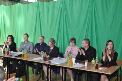 Samorządowcy uczą młodzież samorządności - sesja RG Słaboszów w ZS Dziaduszyce - fot. K. Capiga