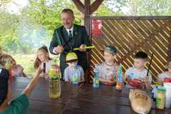SP-Anolka-lekcja-przyrody-z-kolem-Sosnowka-10