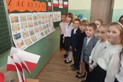 Lekcje-patriotyzmu-w-SP-Antolka-05