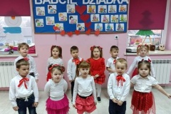 SP-Janowice-dzien-babci-i-dziadka-03