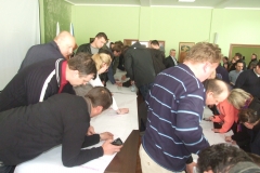 Kolejka do projektantów - lawina pytań - fot. Krzysztof Capiga - miechowski.pl