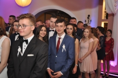 Studniówka Zespołu Szkół Nr 1 w Miechowie - fot. K. Capiga - miechowski.pl
