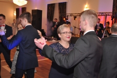 Studniówka Zespołu Szkół Nr 1 w Miechowie - fot. K. Capiga - miechowski.pl