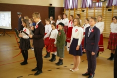 Szkoła Podstawowa w Racławicach - Święto Niepodległości 2017