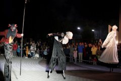 Teatr-uliczny-w-Parku-w-Miechowie-11