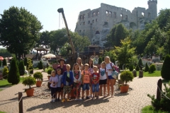 Wakacyjna wycieczka z CKiS do Ogrodzieńca - miechowski.pl