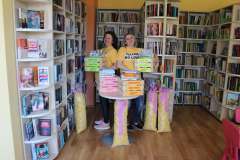 Golcza-wedrujaca-biblioteka-2022-01