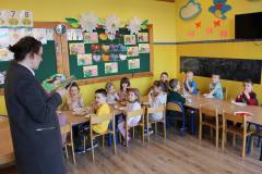 Golcza-wedrujaca-biblioteka-2022-02