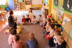 Golcza-wedrujaca-biblioteka-2022-04