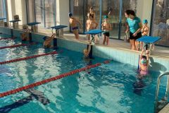 1.-Pierwsze-Miedzyszkolne-Mistrzostwa-Miechowa-w-Plywaniu