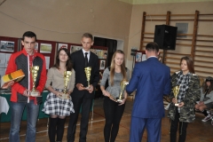 Laureaci konkursu Ziemia Miechowska... z wicestarostą Jerzym Pułka - miechowski.pl - fot. K. Capiga