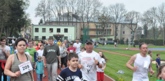 Wybiegali pompę dla Hospicjum II Bieg Konstytucji 3 maja - fot. Krzysztof Capiga