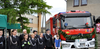 90-lecie OSP Bukowska Wola Nowy wóz bojowy OSP Bukowska Wola - miechowski.pl - fot. K. Capiga