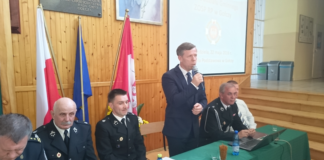 Zjazd Oddziału Gminnego OSP Wicewojewoda Piotr Ćwik na gminnym zjeździe druhów