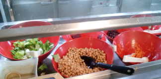 Pokładowe stołowanie, czyli co i gdzie można zjeść Agata na końcu ŚWIATA - miechowski.pl - Kulinarne specjały na statku