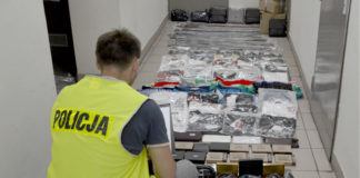 151 zarzutów za handel podróbkami