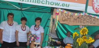 Zagorzanki na Dożynkach Powiatowych Zagorzanki na Dożynkach Powiatowych i Gołeckim Żniwograniu - miechowski.pl