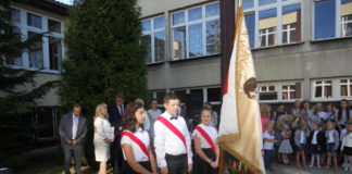 1790 uczniów w podstawówkach i gimnazjum