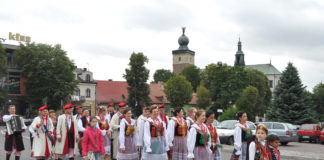 „Miechowiacy” gwiazdą Dożynek Wojewódzkich