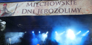 W bazylice modlono się o pokój, w ogrodach słuchano koncertów