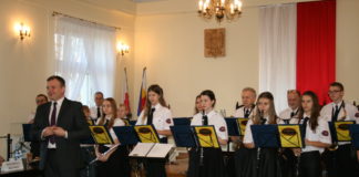 Budżet powiatu przyjęty Młodzieżowa Orkiestra Dęta „Hejnał” z Chodowa
