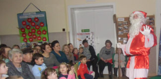 Mikołaj w bibliotece