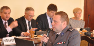 Przestępstw mniej, pożarów zabudowań mieszkalnych więcej Zastępca komendanta KPP Miechów - mł. insp. Wojciech Domagała