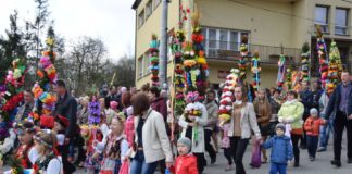 Uroczyste obchody Niedzieli Palmowej w Gołczy