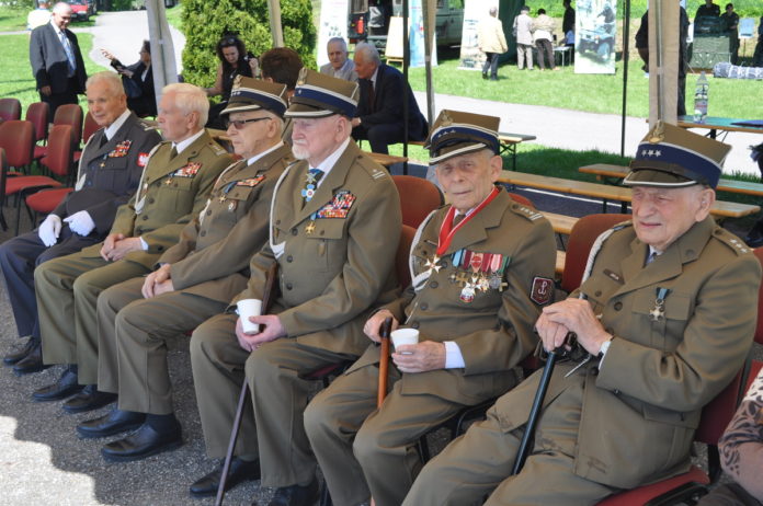 Kawalerowie Orderu Virtuti Militari w Racławicach