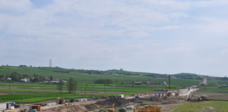 Obwodnica Miechowa gotowa na 34% Północna obwodnica Miechowa w realizacji - fot. K. Capiga