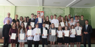 Najlepsi uczniowie nagrodzeni