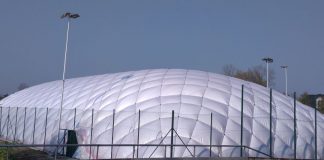 Hala pneumatyczna w Szreniawie