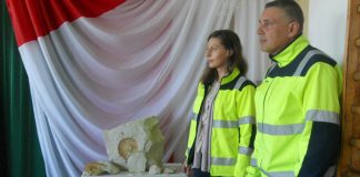 SKANSKA podarowała szkole amonit